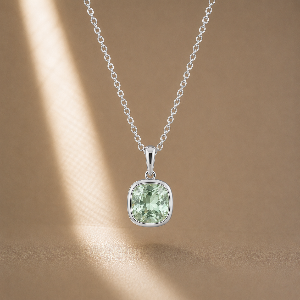 Lunéa Mint Green Sapphire Pendant